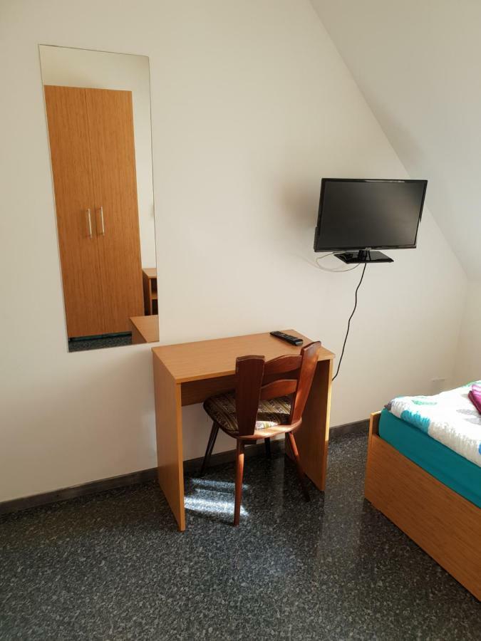 Haus Baron 1 Neckarau Gæstehus *